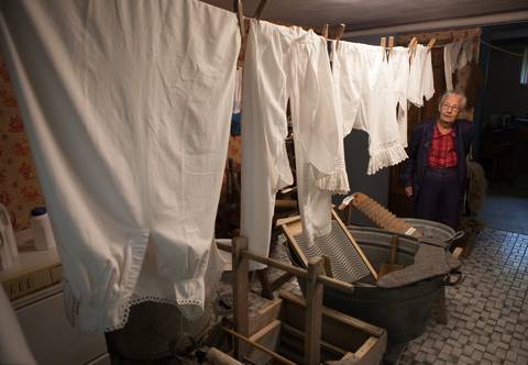 nielstrup Museum - Vaskekælderen og Tove Tendal- Hansen